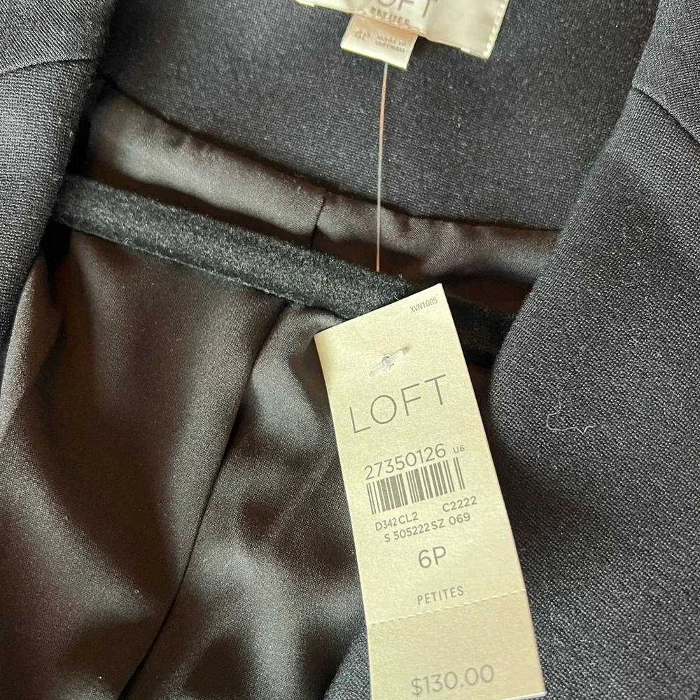 Loft Blazer - Picture 2 of 2